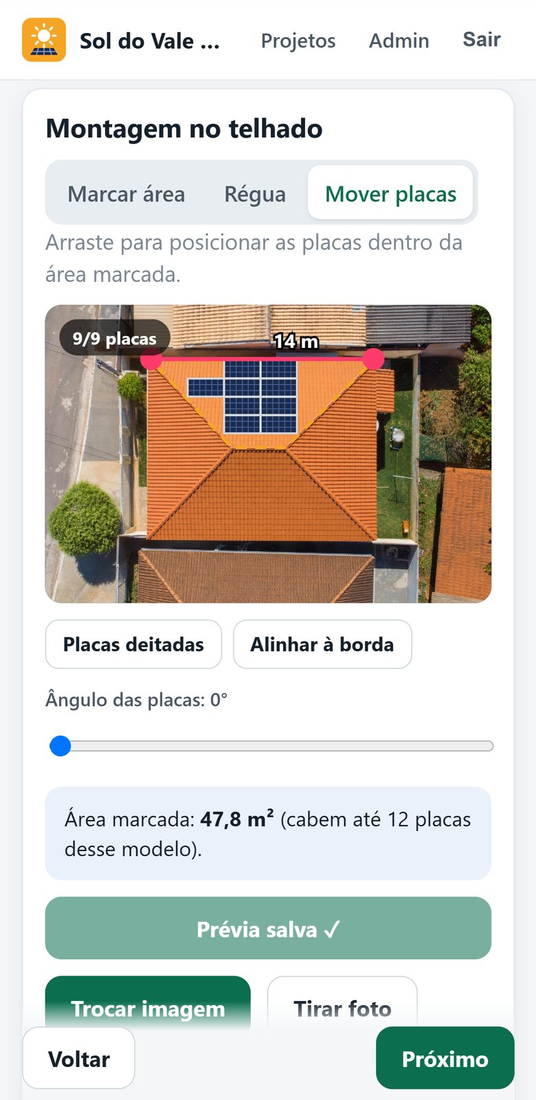 Editor do telhado com 9 placas desenhadas e régua de 14 metros